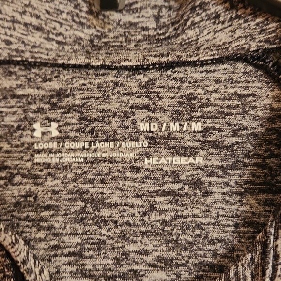 Under Armour Heatgear Women's Gray Quarter Zip Loose Fit Athletic Top Size M - Picture 3 of 6
